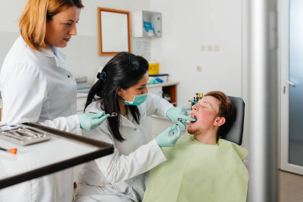 Best Emergency Dental Extractions in Delphi, IN